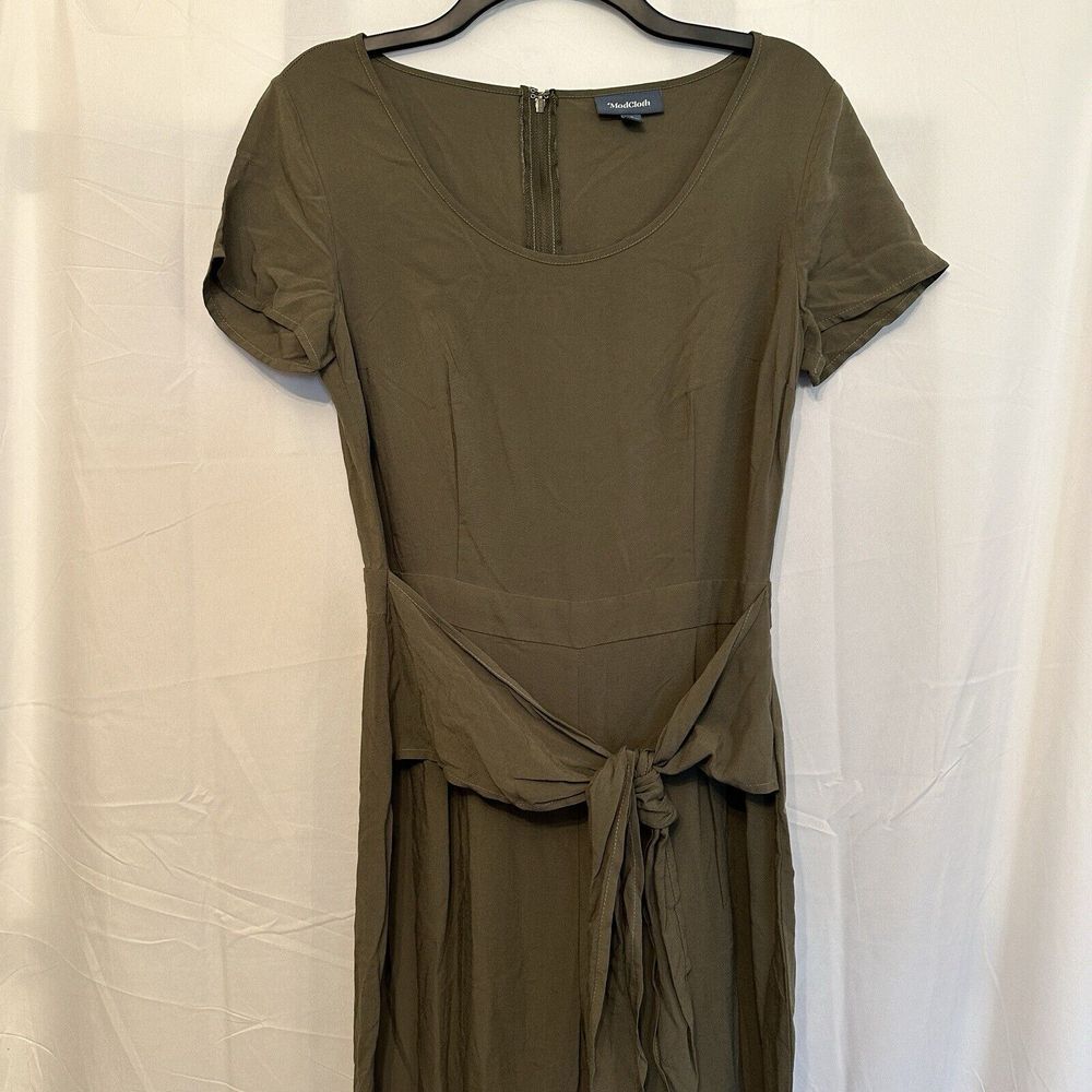 ModCloth Bay‎ Area Believer Cropped Tie Front Jumpsuit Women's Size Medium Green
